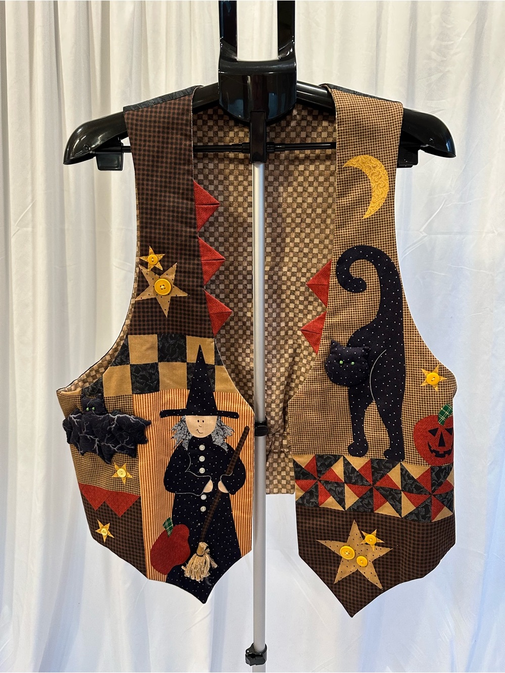 Vintage 90s Handcrafted Halloween Witch,Bat & Cat Ladies Vest